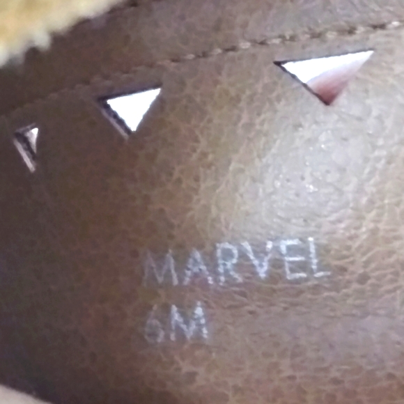 Tahari Marvel block maple sandals women size 6 - Picture 8 of 8